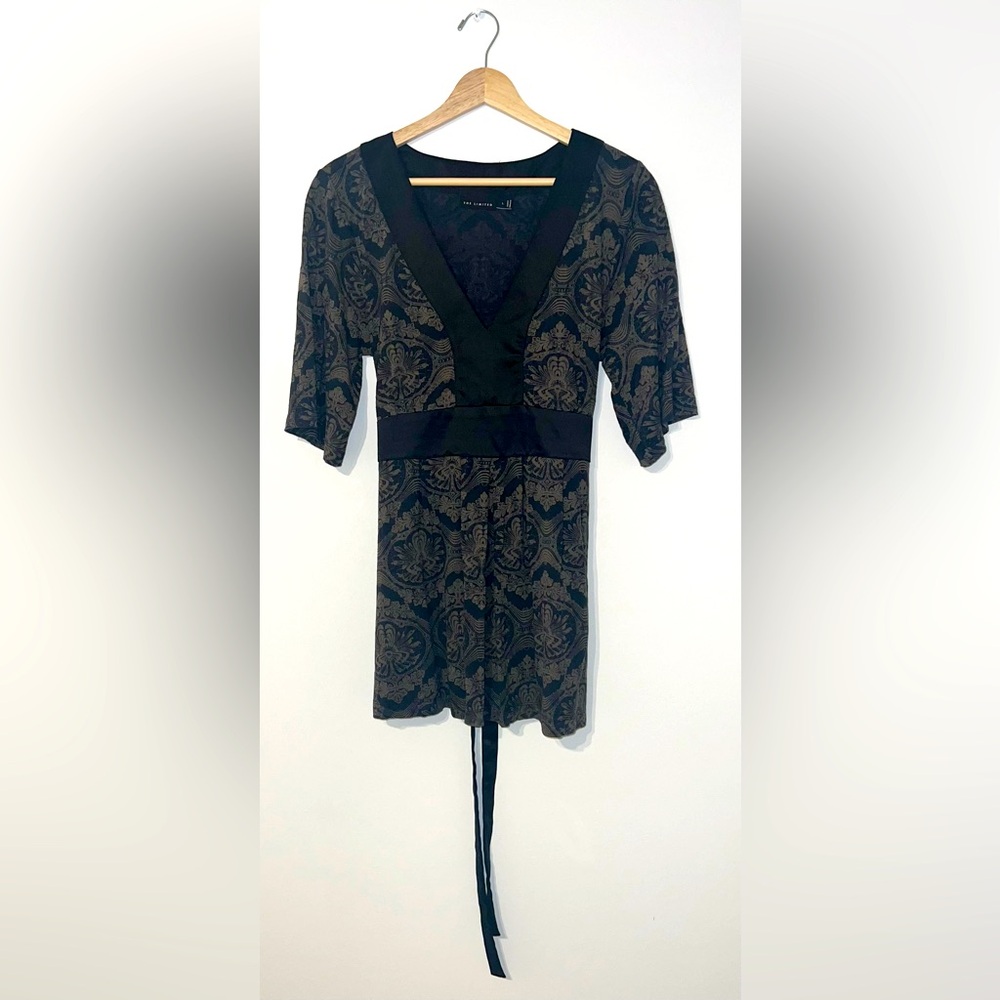 The Limited vintage v neck tie back top